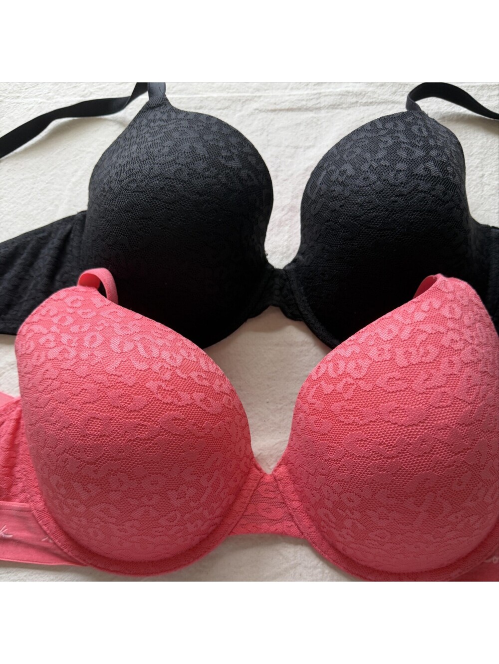 Lot 2 Bras Womens 38D PINK Wear Everywhere T Shirt Lace Underwire Black Pink